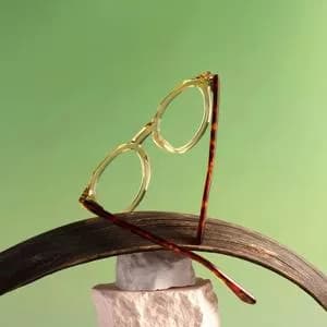 Elklook Unveils Summer Eyewear Campaign Featuring Diverse Styles and Promotional Offers